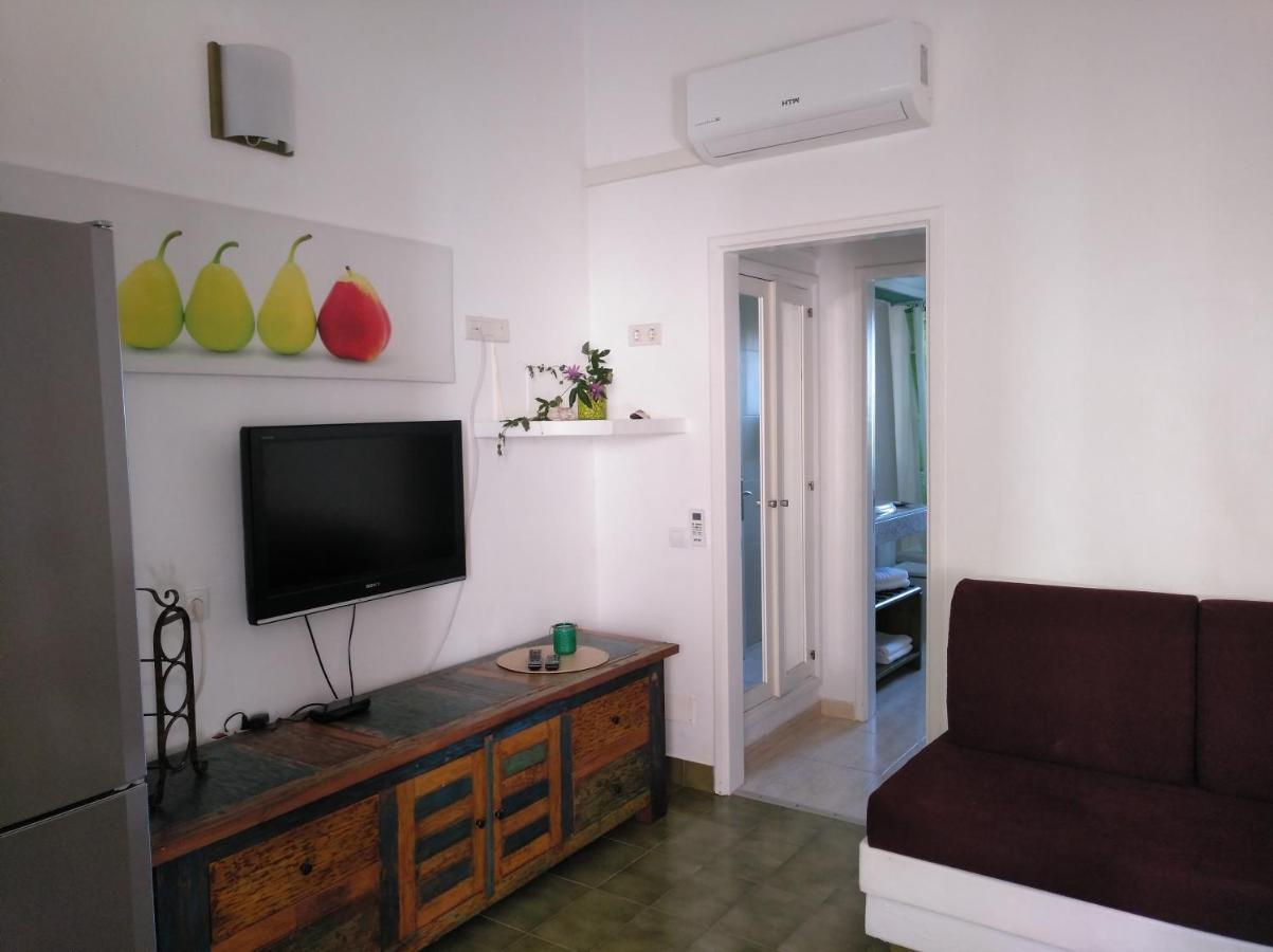 2 Calle Las Azucenas Playa Del Aguila  Екстер'єр фото