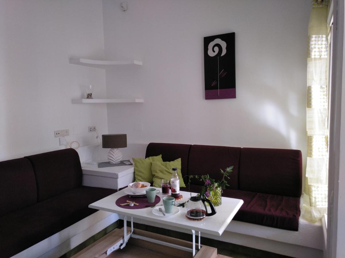 2 Calle Las Azucenas Playa Del Aguila  Екстер'єр фото