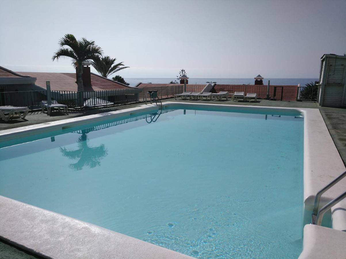 2 Calle Las Azucenas Playa Del Aguila  Екстер'єр фото