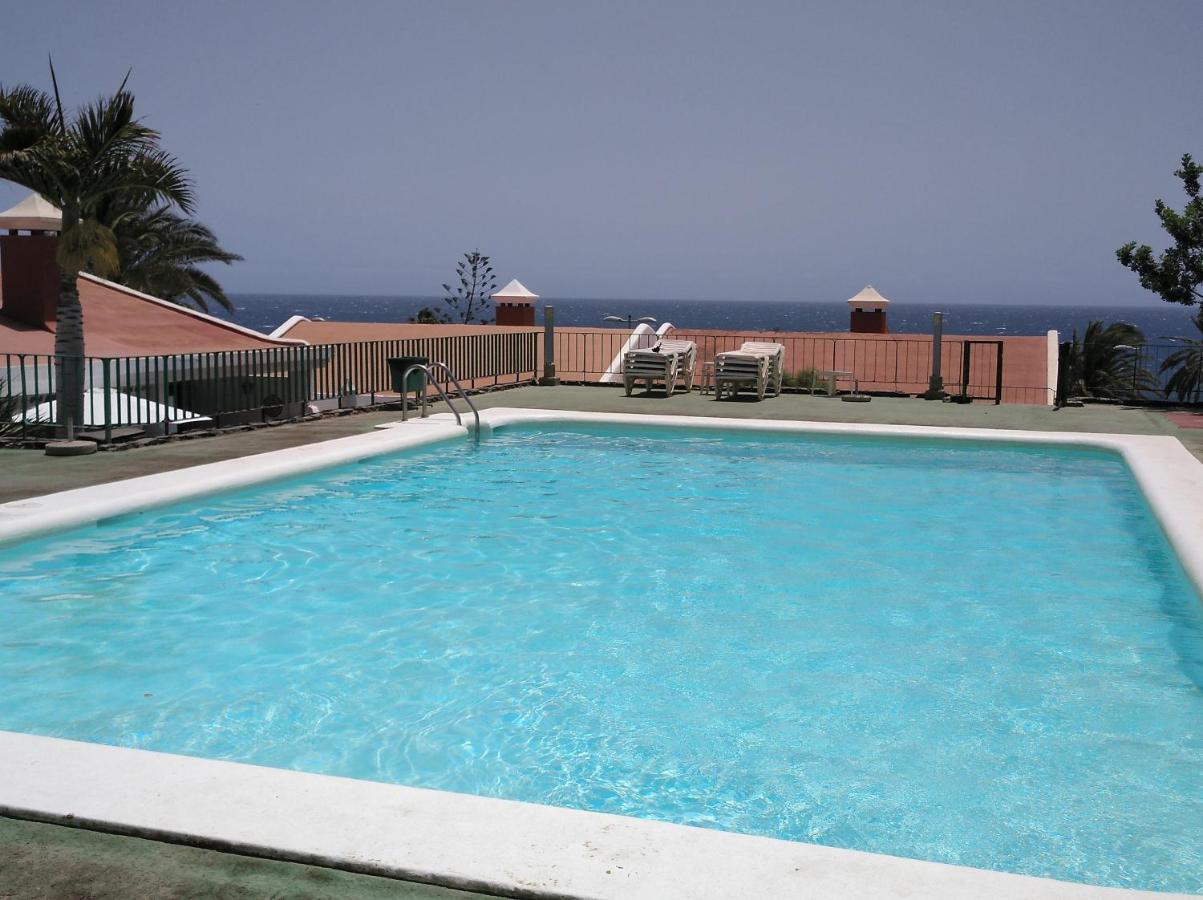 2 Calle Las Azucenas Playa Del Aguila  Екстер'єр фото