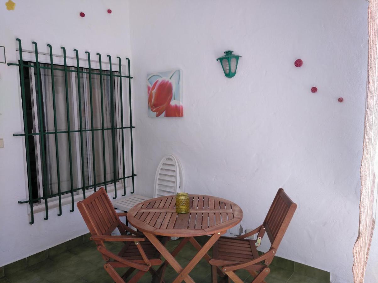 2 Calle Las Azucenas Playa Del Aguila  Екстер'єр фото