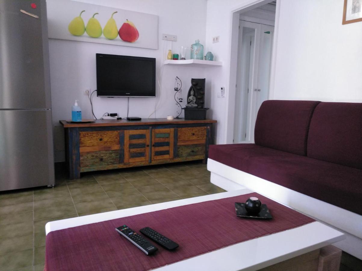 2 Calle Las Azucenas Playa Del Aguila  Екстер'єр фото