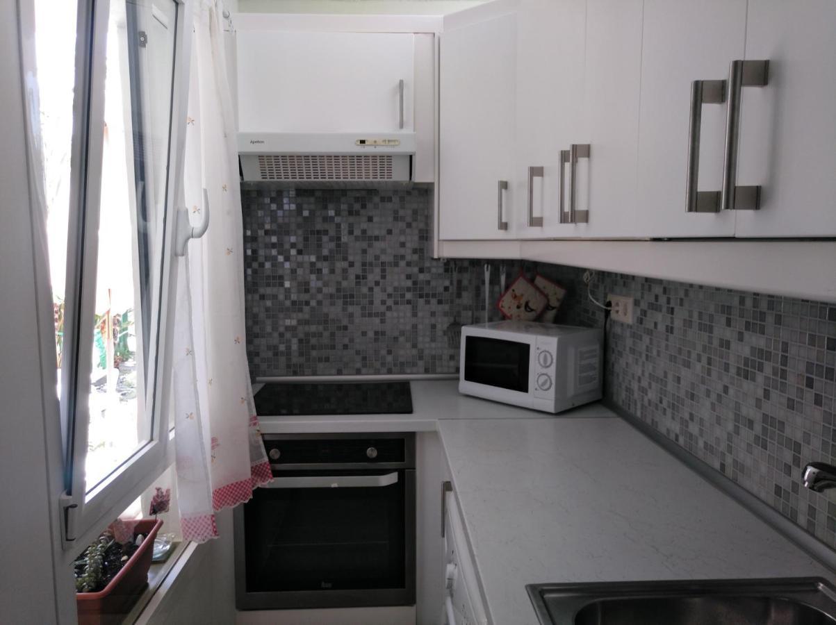 2 Calle Las Azucenas Playa Del Aguila  Екстер'єр фото