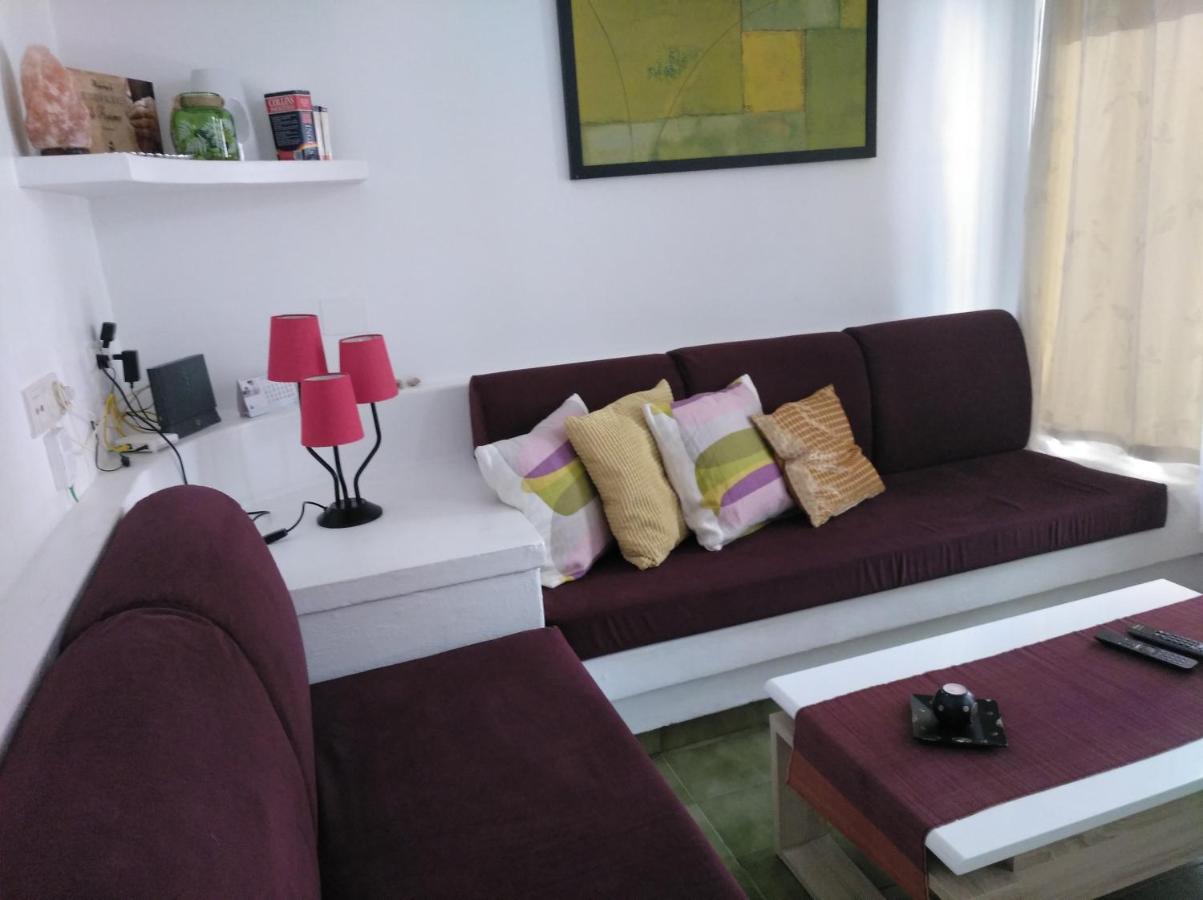 2 Calle Las Azucenas Playa Del Aguila  Екстер'єр фото